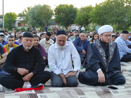 В Чувашии в мечети «Булгар» провели праздничный намаз на Курбан-Байрам