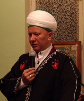 АЛЬБИР-ХАЗРАТ КРГАНОВ: ВЕРУЮЩИЕ ЛЮДИ ВСЕГДА ДРУГ ДРУГА ПОЙМУТ