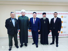 Делегация от Духовного управления мусульман Чувашской Республики посетила Дом Дружбы народов Чувашии