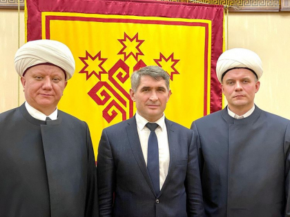 Мусульмане поздравляют Главу Чувашской Республики с днем рождения
