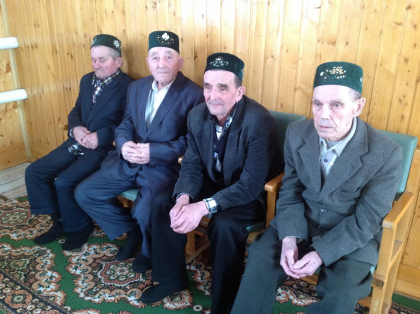 Встреча в многонациональной деревне