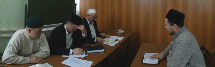 Студенты "Гулистана" начали сдавать выпускные экзамены
