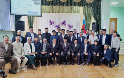 ИМАМЫ ТАТАРСКИХ СУГУТОВ ПРИНЯЛИ УЧАСТИЕ В ПРАЗДНОВАНИИ ЮБИЛЕЯ ШКОЛЫ