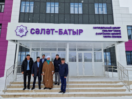 АЛЬБИР ХАЗРАТ КРГАНОВ И ВАСИЛЬ ШАЙХРАЗИЕВ ПОСЕТИЛИ МОЛОДЕЖНЫЙ ЦЕНТР ДЛЯ ОДАРЕННЫХ ДЕТЕЙ «СӘЛӘТ-БАТЫР» В ЧУВАШИИ