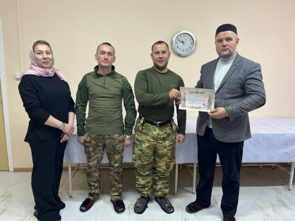 БОЙЦЫ МОТОСТРЕЛКОВОГО БАТАЛЬОНА "СУРА" ПОБЫВАЛИ В ГОСТЯХ В ДУХОВНОМ УПРАВЛЕНИИ МУСУЛЬМАН ЧУВАШСКОЙ РЕСПУБЛИКИ