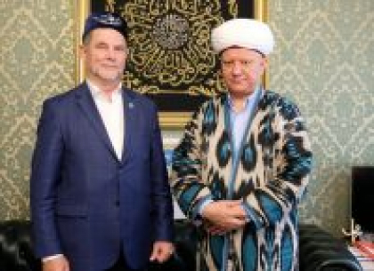 Муфтий РДУМ ХМАО рассказал главе ДСМР о работе муфтията в регионе