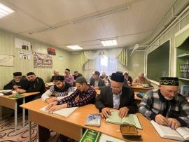 В МЕДРЕСЕ ГУЛИСТАН ПРОДОЛЖАЕТСЯ СЕССИЯ ДЛЯ СТУДЕНТОВ ЗАОЧНОГО ОТДЕЛЕНИЯ