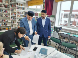 ПРЕДСТАВИТЕЛИ ДУМ ЧР ПРИНЯЛИ УЧАСТИЕ В КРУГЛОМ СТОЛЕ, ПОСВЯЩЕННОМУ ГОДУ СЕМЬИ
