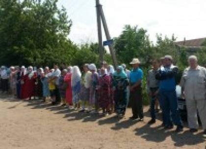 Мусульмане массово посещают священные реликвии Пророка