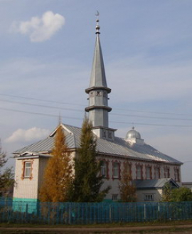 Курбан ашы в мечети прихода № 6 села Шыгырдан Батыревского района